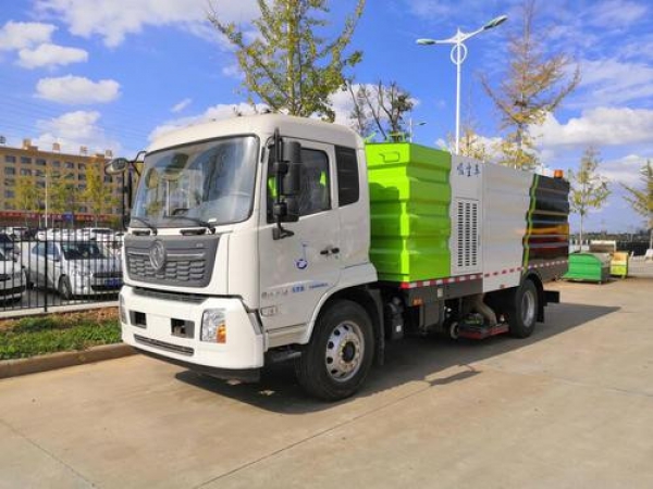 東風(fēng)天錦吸塵車(2方水罐7方塵罐)