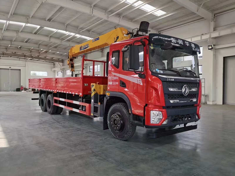 國六東風(fēng)T5后雙橋10-12噸隨車吊