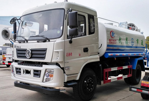 東風(fēng)專底多功能抑塵車