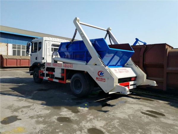 東風(fēng)T3擺臂式垃圾車（8-10方）