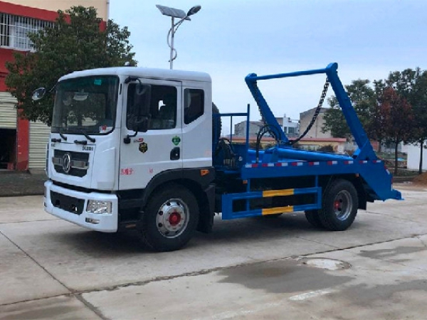 東風(fēng)多利卡D9國(guó)六8~12方擺臂式垃圾車