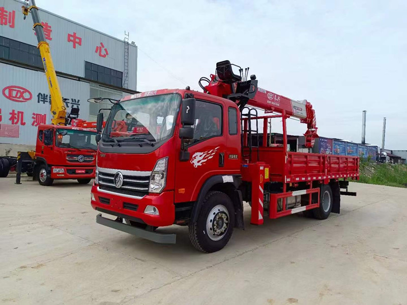 重汽王牌5噸隨車吊