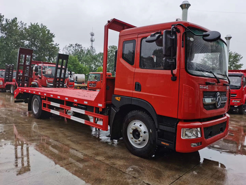 東風(fēng)D9平板拖車